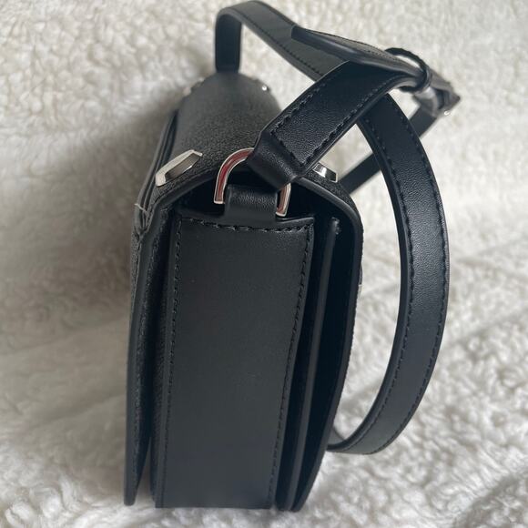 Brand New Michael Kors LOGO Black Gray Crossbody Purse Bag Black MSRP $298 - Picture 4 of 10